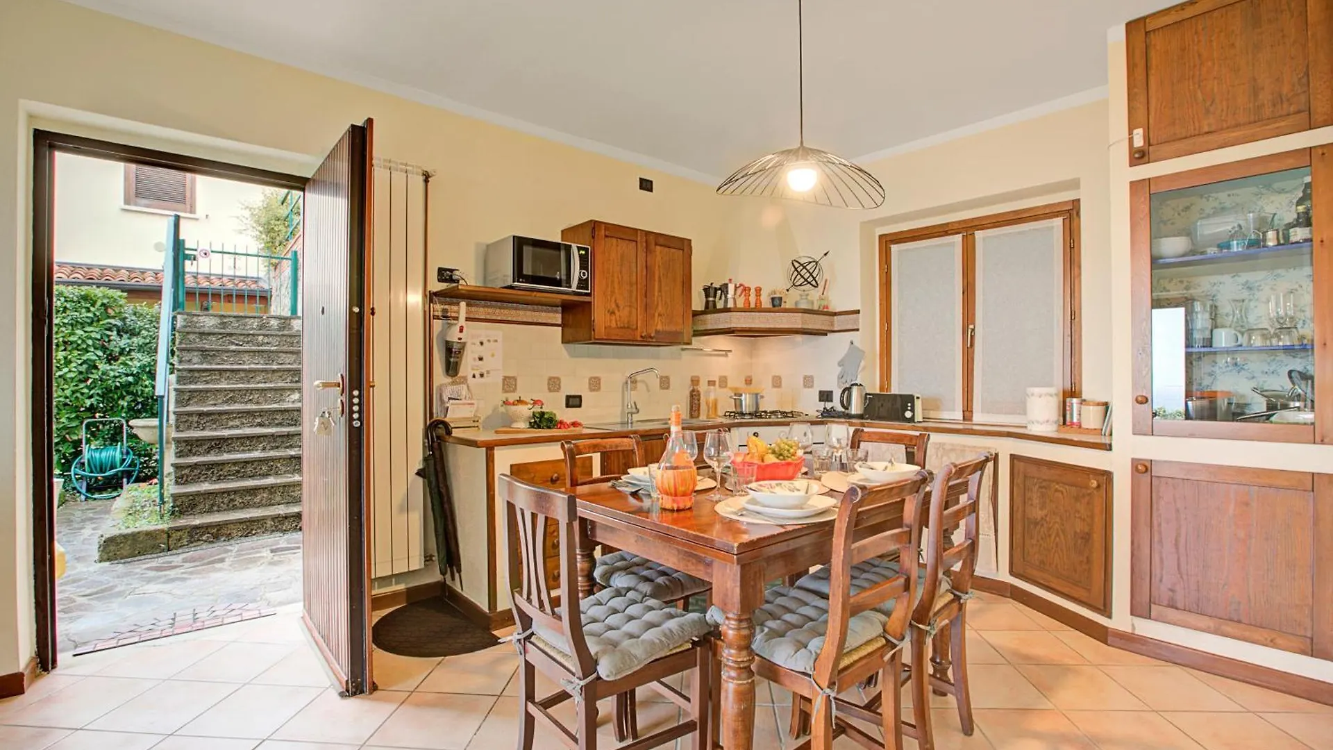 Amirovista Lake View & Shared Pool - Happy Rentals Villanuova sul clisi Italy