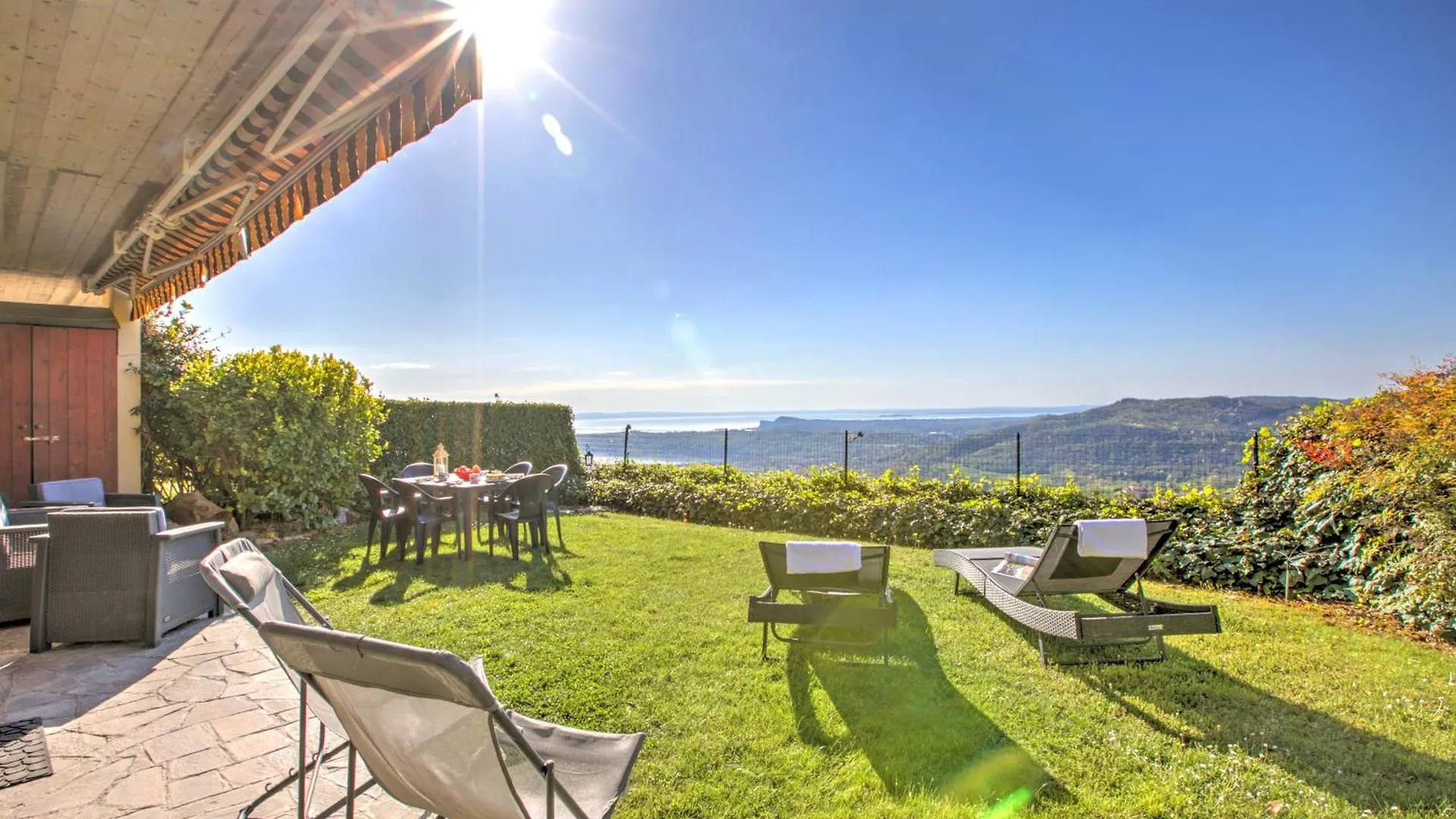 Amirovista Lake View & Shared Pool - Happy Rentals Villanuova sul clisi